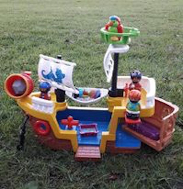 Fisher Price Little People Lil` Pirate Ship